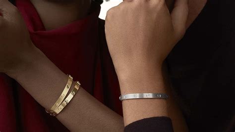 where to buy cartier love bracelet in hong kong|cartier love bracelet gold price.